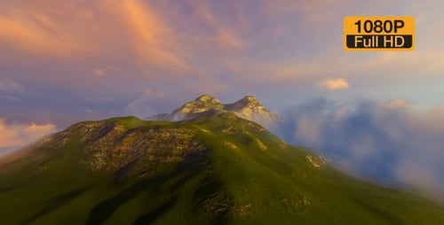 Zeitraffer, Sonnenuntergang, Himmel und hoher Berg
