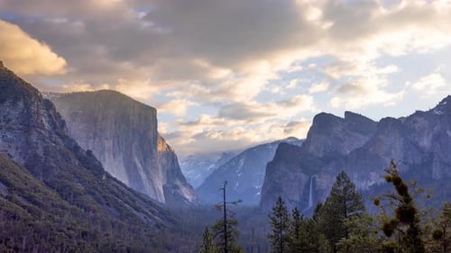 Time Lapse of Yosemite Valley
