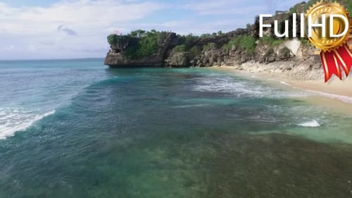 Luftaufnahme des Surfer Beach Balangan