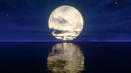 Mond am Horizont