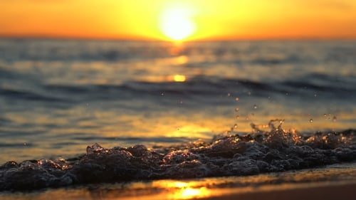 Sea waves
