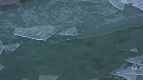 Melting of Ice on the Lake