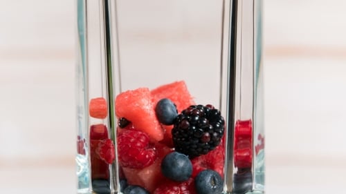 Fruit Fill Blender for Smoothie Preparation