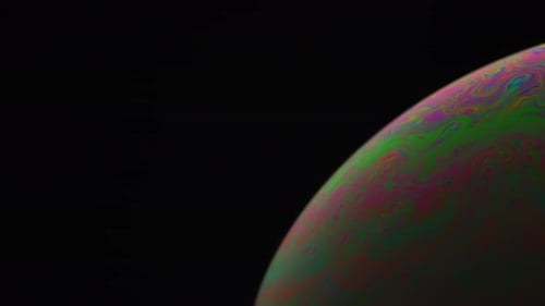 Panning Closeup Abstrait Shot Traînées colorées du savon liquide