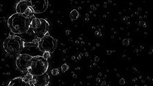 Transparentes DNA-Molekülmodell vor schwarzem Hintergrund