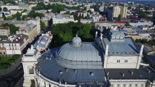 Teatro de ópera y ballet con vista aérea