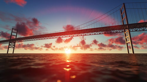 Brücke und Sonnenreflexion auf dem Meer