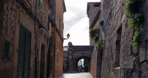 Architecture of the Streets of the Old European City