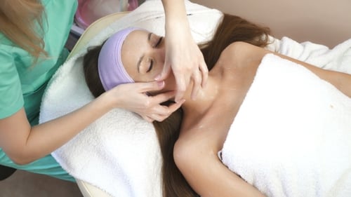 Verjüngende Entspannungsmassage von Masseur