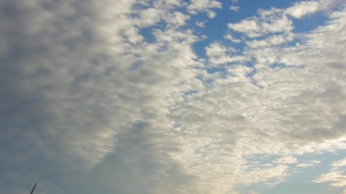 Windkraft-Landschaft bei Sonnenuntergang