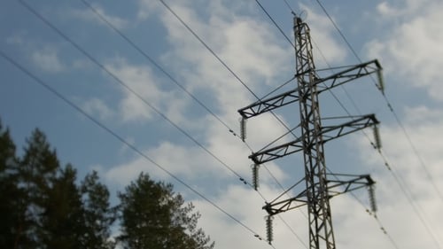 Elektrische Unterstützung von Hochspannungs-Stromkabeln