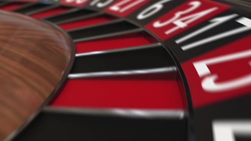 Casino Roulette Wheel Ball Hits 14 Fourteen Red
