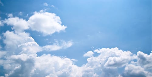 Zeitraffer tropischer blauer Himmel und Wolken