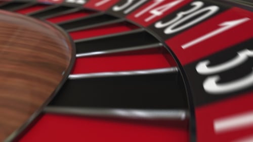 Casino Roulette Wheel Ball Hits 19 Nineteen Red