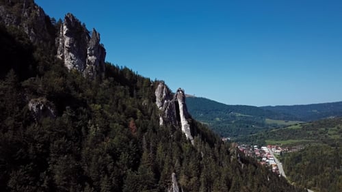Vol dans le canyon de la vallée de Vratna, Mala Fatra, Slovaquie