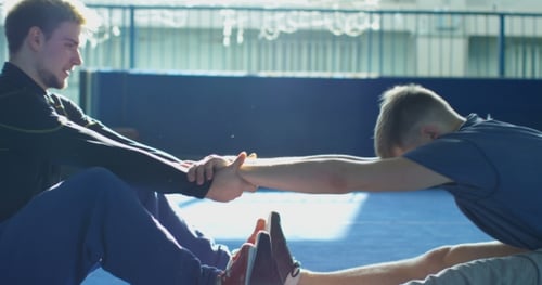 Athletes Make Stretching