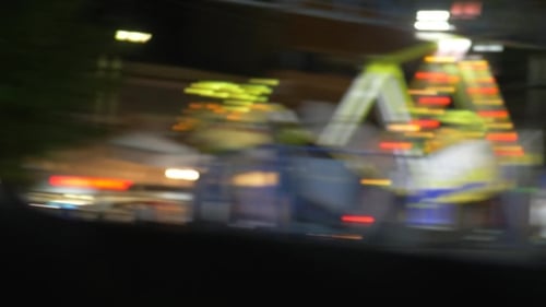 Paseo en la atracción del autódromo en Fun Fair