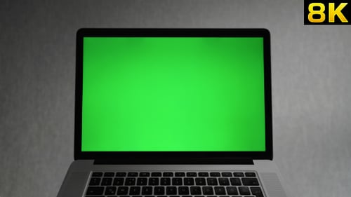 Ordinateur à écran vert