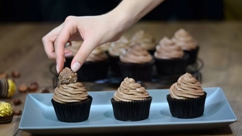 Decorating Chocolate Cupcakes with Candies