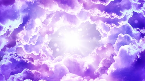Violette Fantasy-Wolken