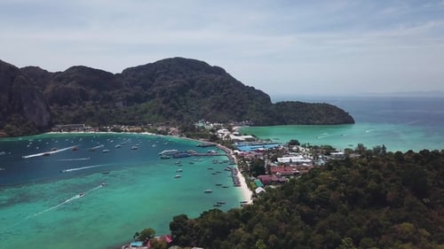 Phi Phi Don Tropical Island