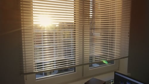 Open and Close Blinds on the Window