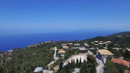 Houses on Top of the Ocean Mountain