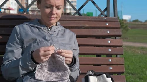 Woman Knit Skill
