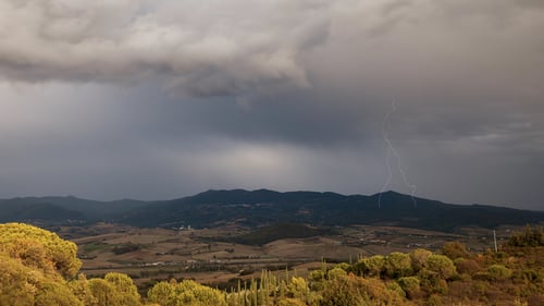Tempête et éclairs