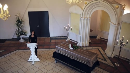 Woman Makes Speech at Funeral in Orthodox Church 6