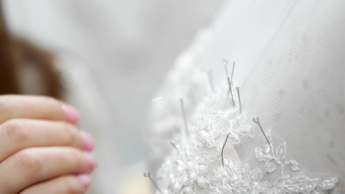 Designer de moda para noivas Pins Needles Lace Wedding Dress