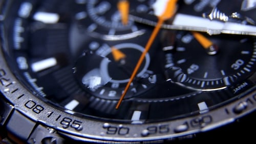 Klassische Chronographen-Armbanduhr 0590