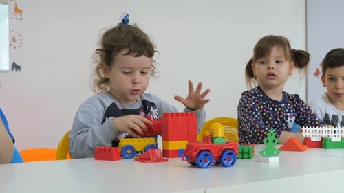 Children's Developing a Game Room. Emotions of Young Children During Entertaining Classes. Boys and