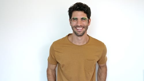 Typ mit Brille