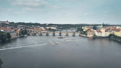 Karlsbrücke über die Moldau in Prag