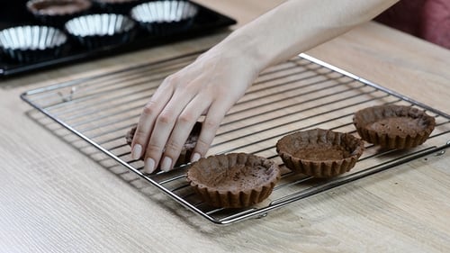Making Chocolate Mini Tarts