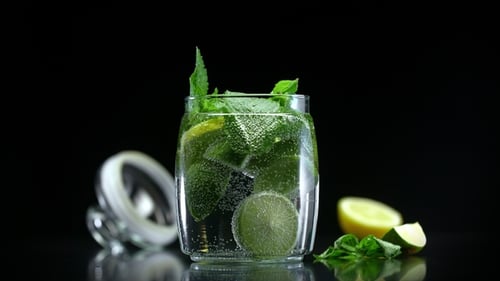 Refreshing Mojito Drink with Limes and Mint