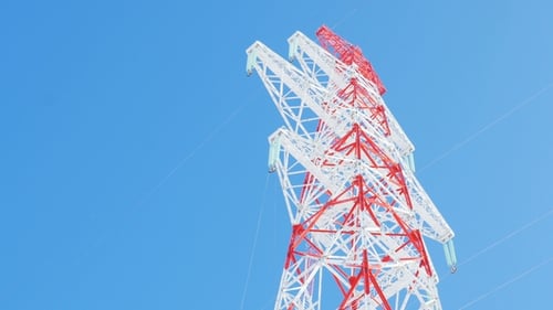 Support of Electricity Transmission Line Under Clear Sky