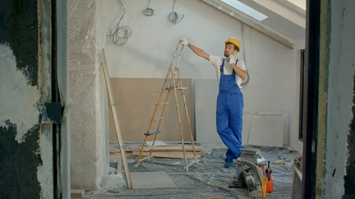Home Builder On Cell Phone at Apartmrnt House