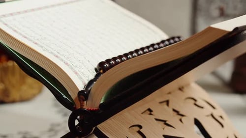Koranbuch Nahaufnahme Das Beten der islamischen Religion