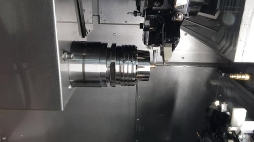 Metallbearbeitung CNC-Fräsmaschine