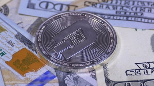 La crypto-monnaie Silver Dash Coin et les Bills of Dollars tournent