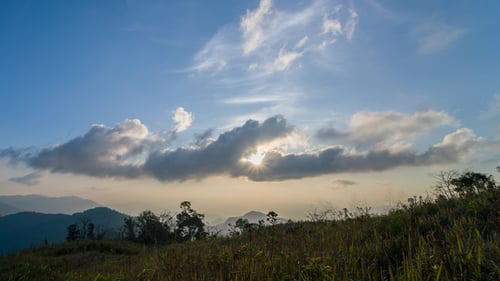 Sonnenuntergang am Berg