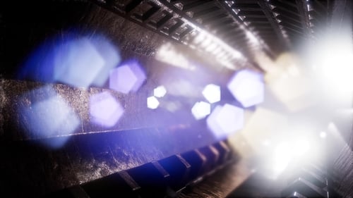 Balade dans un tunnel de vaisseau spatial