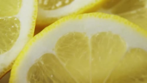 Close-up of slice lemons
