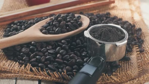 Grain de café sur un sac