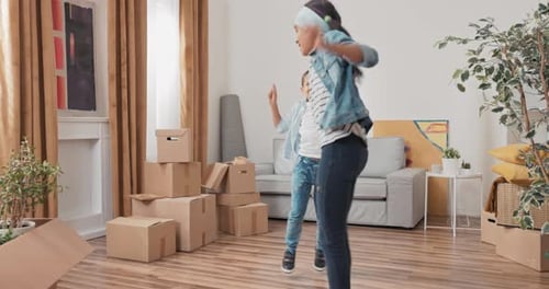 Kids Dancing with Blindfold in New House