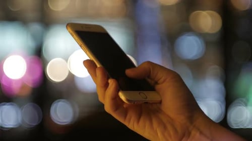 Smartphone für Frauen zur Handnutzung