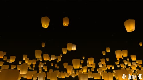 Lanternes célestes 4K libérées la nuit