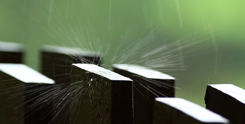 Gotas de lluvia y valla de madera I